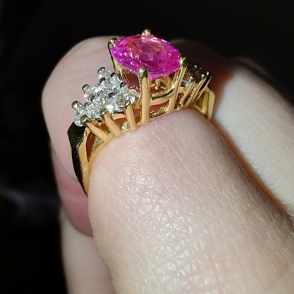 Elegant Gold and Pink Gemstone Ring